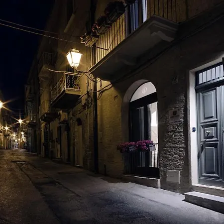 Dimore D'avalos Boutique Bed & Breakfast *