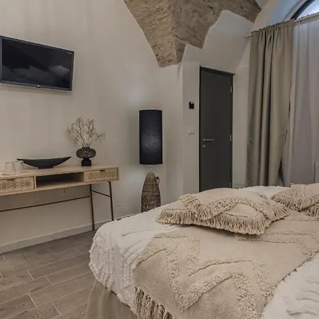 Dimore D'avalos Boutique * Vasto