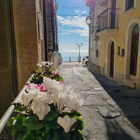 Dimore D'avalos Boutique Bed & Breakfast 4*