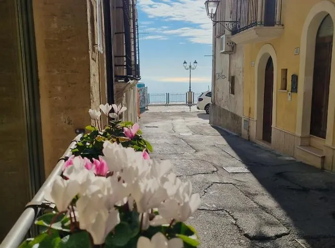 Dimore D'avalos Boutique Alojamento de Acomodação e Pequeno-almoço 4*